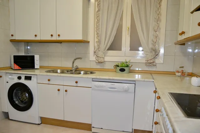 AMPLIA VIVIENDA EN EL CORAZON DE PAMPLONA — 23