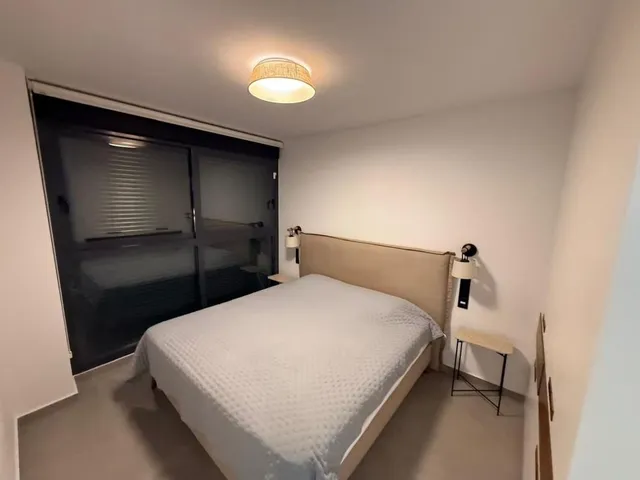 Villa 3 habitaciones 150m² en venta - Zona Pueblo — 18