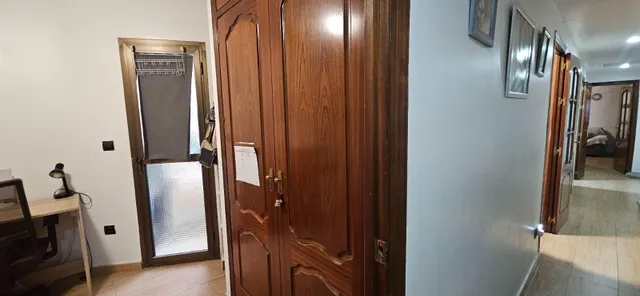 Práctico y cómodo piso en ciudad jardín — 24