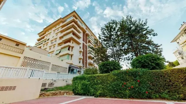 Atico reformado en C. Fiesta de la Crema, Fuengirola — 32