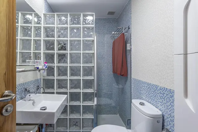 CASA PAREADA EN LA ZUBIA CON PISCINA, ZONA DE BARBACOA Y JARDÍN — 30