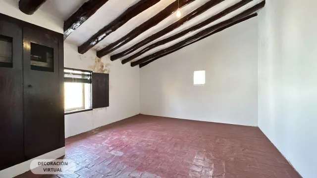 SE VENDE CASA EN TÓRTOLES — 39