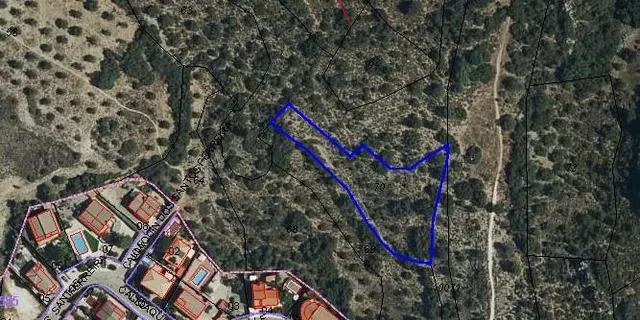 Terreno rústico de 2.172 m2 – Ideal para instalación solar o
