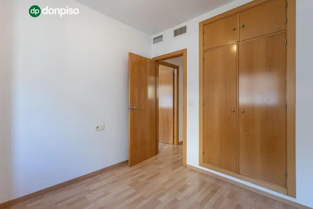 Ático dúplex junto Alhamar con 2 garajes y 2 trasteros — 17