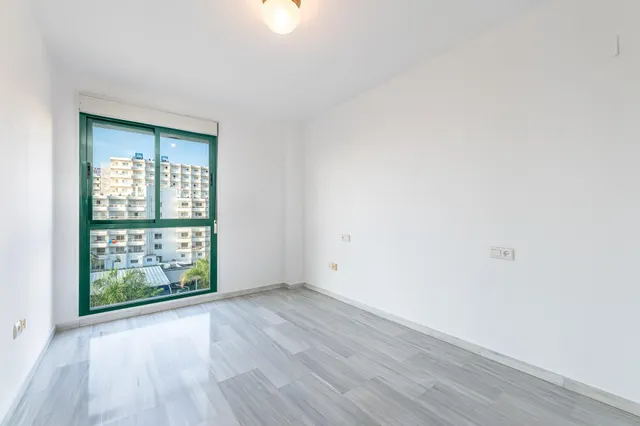 Exclusiva vivienda en primera línea de playa en el bajondillo – Torremolinos — 24