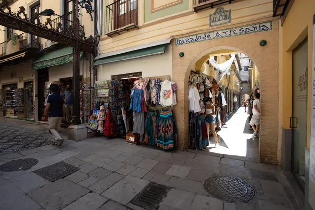 Piso con licencia turística en pleno centro de Granada — 41