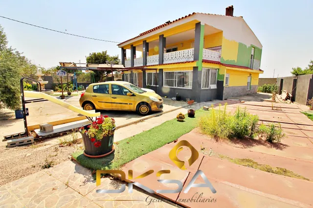 Espectacular chalet rústico con piscina, 6 habitaciones y 33 - foto 3