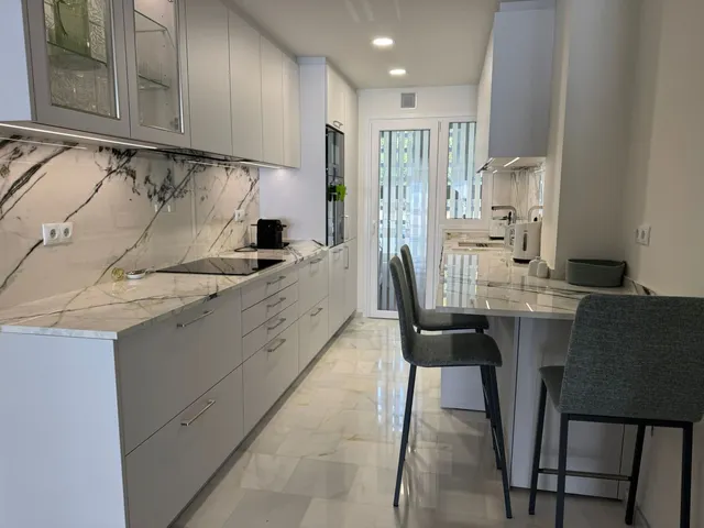 Apartamento 2 habitaciones 132m² en alquiler - Costa Del Sol — 29