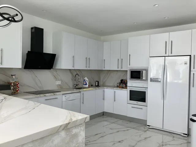 Chalet 6 habitaciones 400m² en venta - Marbella — 11