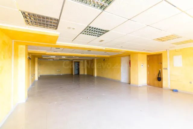 Oportunidad de Inversión en Orihuela: Entresuelo a Reformar por €60,000 — 4
