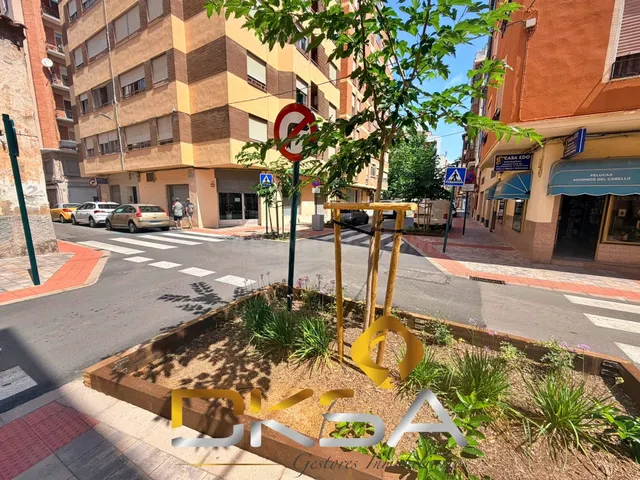 A la venta lote de 3 viviendas para reformar/derribar en Cas - foto 3