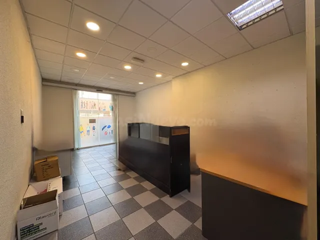 VENTA DE LOCAL COMERCIAL, CON INQUILINO SOLVENTE