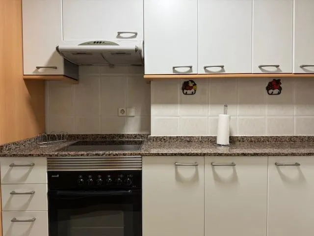 Alquiler de apartamento en el centro , junto a el Corte Ingles, 2 dormitorios, plaza de garaje y trastero — 24