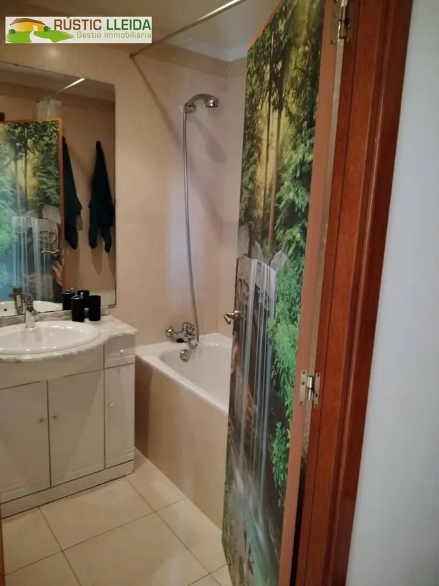 Casa unifamiliar en Mollerussa con gran jardín privado. — 16