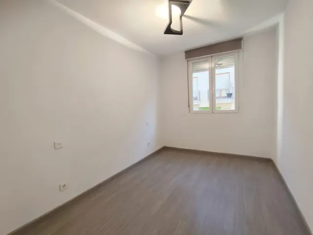 ALQUILER DE PISO REFORMADO - C/ DON JUAN DE ARAGON — 14