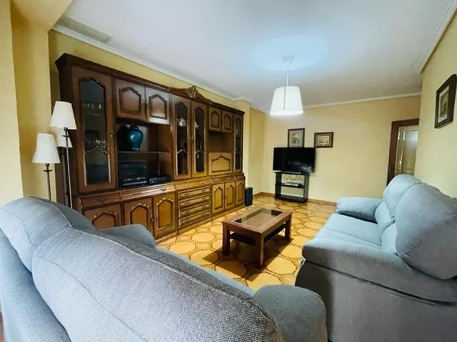 Piso de 4 habitaciones enfrente de la universidad — 7
