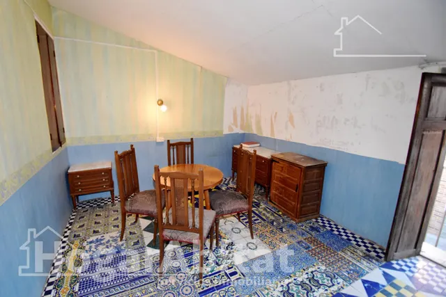 AMPLIA CASA CON TERRAZA Y BALCÓN PARA HACER A TU GUSTO — 8