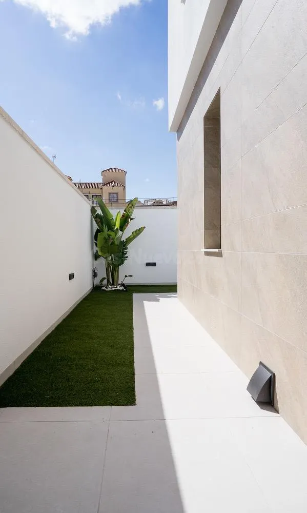 LUJOSAS VILLAS "EL GALÁN" - ZONA VILLAMARTÍN - - foto 4