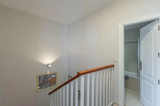 Gran casa con piscina en huetor vega — 22