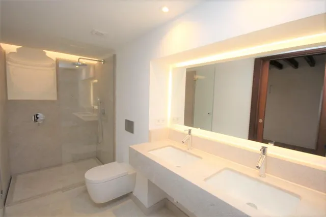PRECIOSO DUPLEX DE OBRA NUEVA EN EL CASCO ANTIGUO DE LA CIUDAD — 15