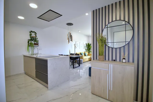 Apartamento con vistas al mar 500 m de la playa — 3