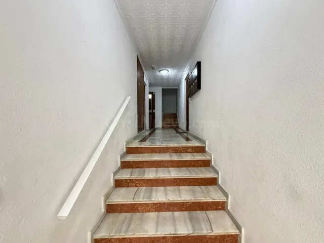 Apartamento 2 habitaciones 79m² en venta - Estacion de autobuses — 49