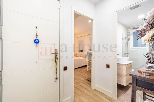 Piso listo para entrar a vivir con piscina comunitaria en la maternitat i sant ramón — 32