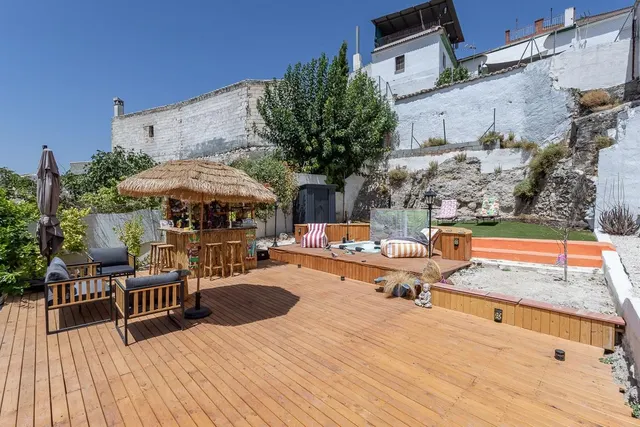 Amplia Casa de Pueblo de 5 Dormitorios con Espectacular Jardín de Más de 400m2 – Tózar (Moclín), Granada — 19