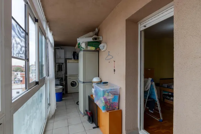 Pis de 4 habitacions a frances macià amb molta llum — 21