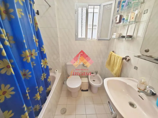 VENTA DE PISO EN LA BARRIADA DE LA U.V.A. - foto 4