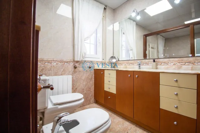 CASA INDEPENDIENTE DE 4 habitaciones — 33