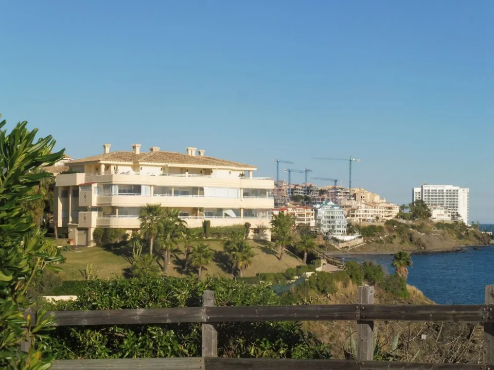 Espectacular apartamento de 3 dormitorios en primera línea de playa