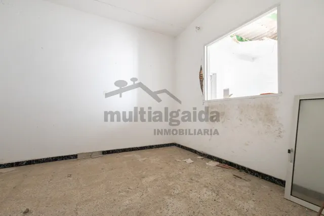 CASA EN LA ZONA DEL PALMAR — 16