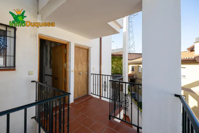 Piso de 3 dorm. en Las Gabias, con APARCAMIENTO. — 16