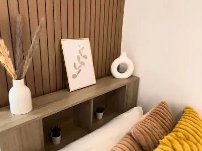 � HABITACIÓN EN ALQUILER – CALLE MOLINO (MÁLAGA) 1 de NOVIEMBRE�  � 480€ mes + 50 € suministros (Internet incluido) — 8