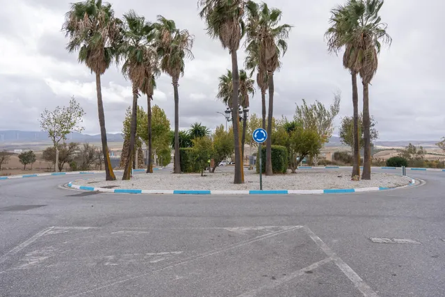 VENTA DE PARCELA EN LA URBANIZACIÓN CAÑADAS DEL PARQUE — 34
