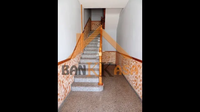 SE VENDE VIVIENDA SOBRE LOCAL EN SANTA MARÍA DEL ÁGUILA — 11