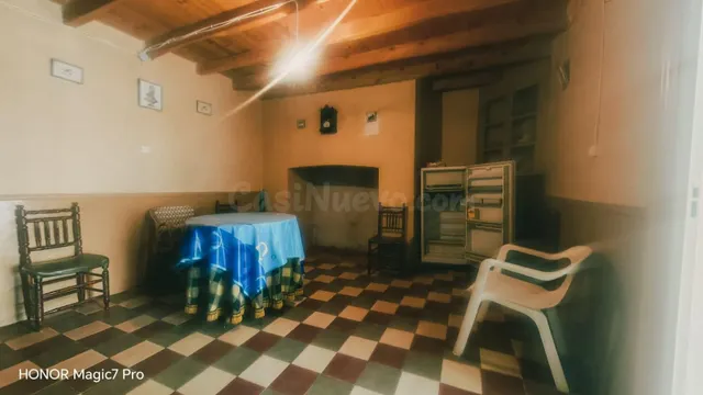 CASA EN VENTA EN MANGANESES DE LA LAMPREANA, BUEN ESTADO, 3  - foto 2