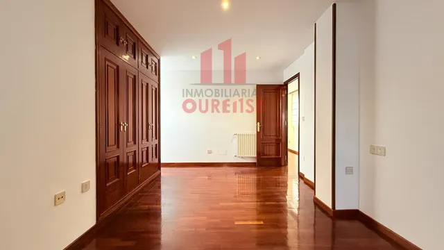 APARTAMENTO SIN MUEBLES CON GARAJE EN SAN FRANCISCO — 9