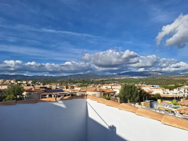 Chalet pareado con amplia parcela y grandes posibilidades de ampliación en Castalla internacional — 30