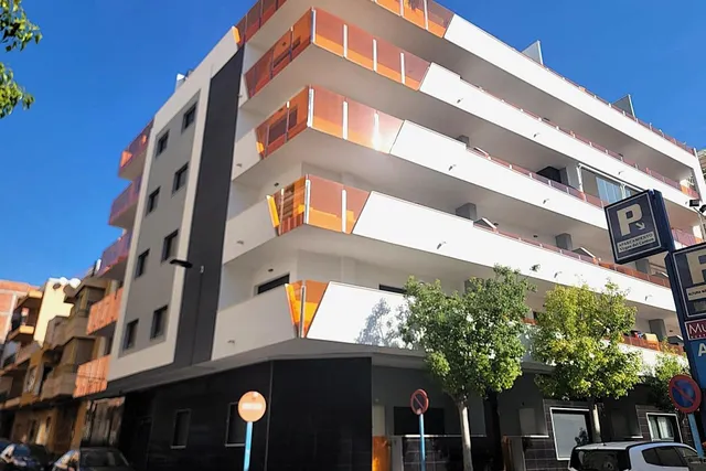 Apartamento moderno (desde 2024 - 148 m2 - 1.ª planta) en Alegria XVIII con piscina interior, sauna y gimnasio, en pleno centro de la ciudad, ¡a tan solo 300 m de Piscinas Naturales/Playa del Cura! — 47