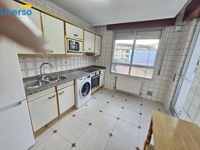 OPORTUNIDAD DE VENTA EN LA ZONA SUR, PISO GRAN TAMAÑO CON GARAJE Y TRASTERO , EXTERIOR!!! — 10