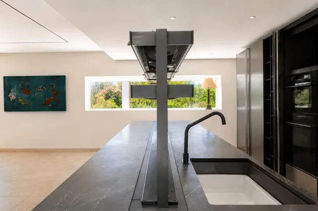 Casa unifamiliar con un jardín de ensueño — 10