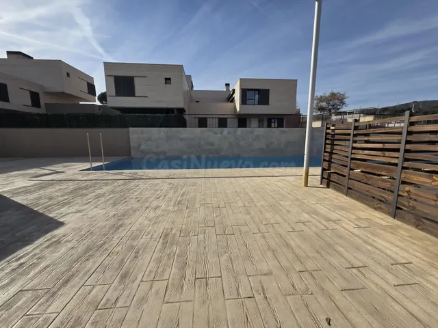 Espectacular Casa en Urb.Vallveric, Mataró - Tu Paraíso Espe - foto 2