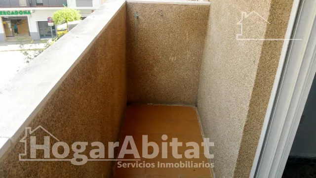 MUY AMPLIO Y LUMINOSO CON GARAJE Y TRASTERO — 18