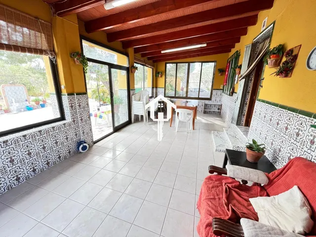 Casa adosada independiente en venta en el Rebolledo, elche. 3000m2 de parcela y 120 m2 de vivienda — 7