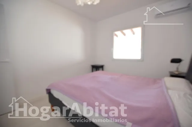 PRECIOSO CHALET REFORMADO CON PISCINA, GARAJE Y DOS TERRAZAS — 36