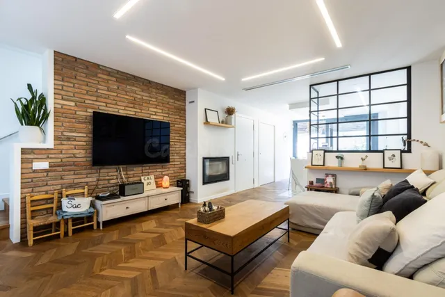 CASA SEMINUEVA PASSIVE HOUSE CON GARAJE Y JARDÍN - foto 4