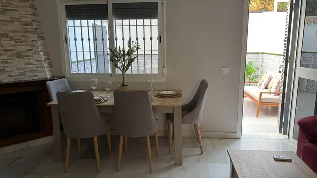 SE VENDE CHALET ADOSADO EN BARBATE ZONA POLI — 16