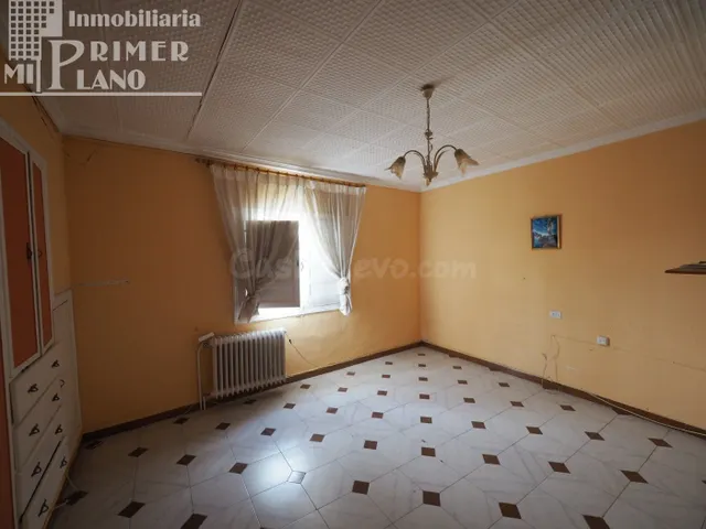 *Casa en calle Socuellamos por solo 110.000 Euros* - foto 5
